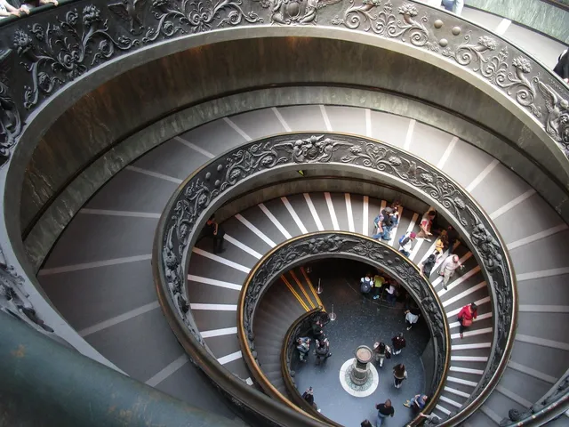 Alessia Andreoli | Walking in R(h)ome